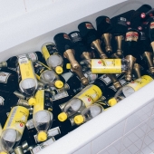 Alcoholverslaving in coronatijd drinken we meer of juist minder