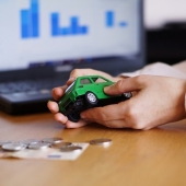 Zo maak je je autoverzekering groener en voordeliger