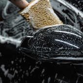 Zelf je auto wassen en poetsen Zo pak je het aan