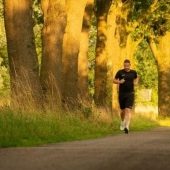 Weer meer in beweging: wat je lichaam nodig heeft in de lente en zomer