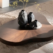 Een Japandi salontafel kiezen materialen, vormen en stylingtips