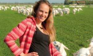Lekkernaardeboer-beeld-liggend-2014